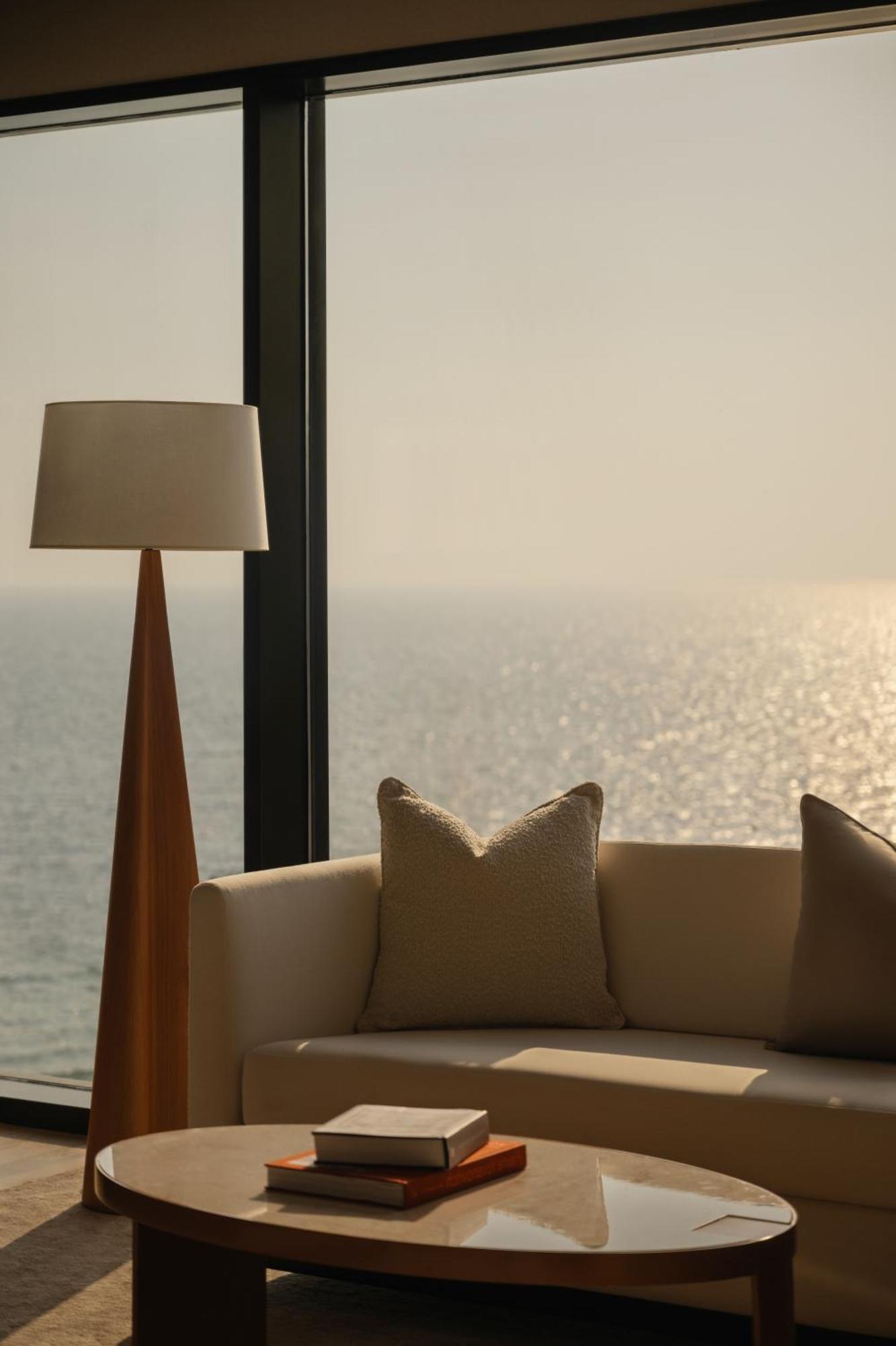 Resort Delano At Bluewaters